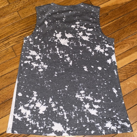 Graphic Cowboy Stylish Sleeveless Top - Picture 6 of 6